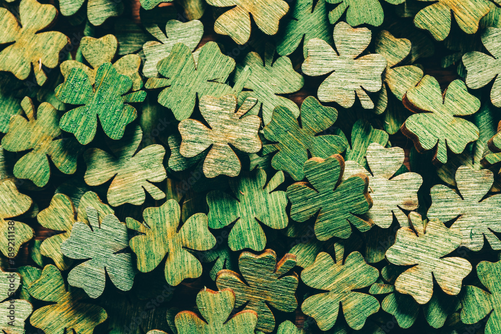 Collection of green, wooden clovers